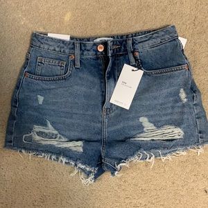 NWT FOREVER 21 Distressed high rise jean shorts